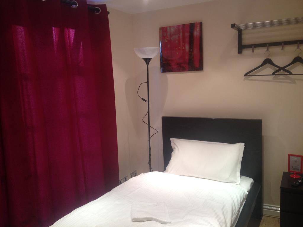 The Greyhound Cottage Chigwell Luaran gambar
