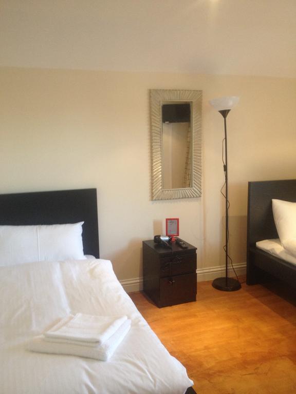 The Greyhound Cottage Chigwell Luaran gambar