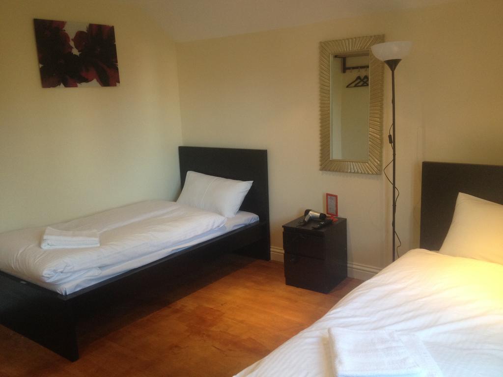 The Greyhound Cottage Chigwell Luaran gambar