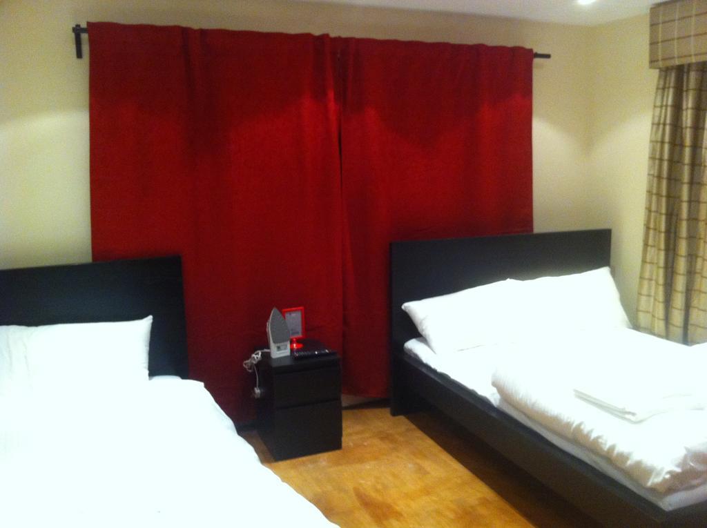 The Greyhound Cottage Chigwell Bilik gambar