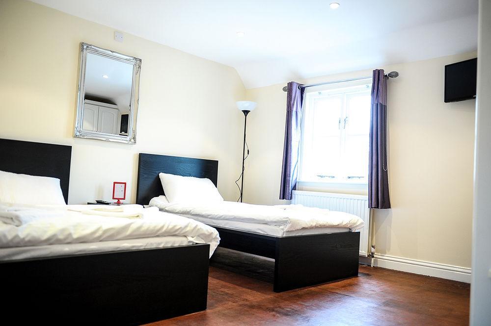 The Greyhound Cottage Chigwell Luaran gambar