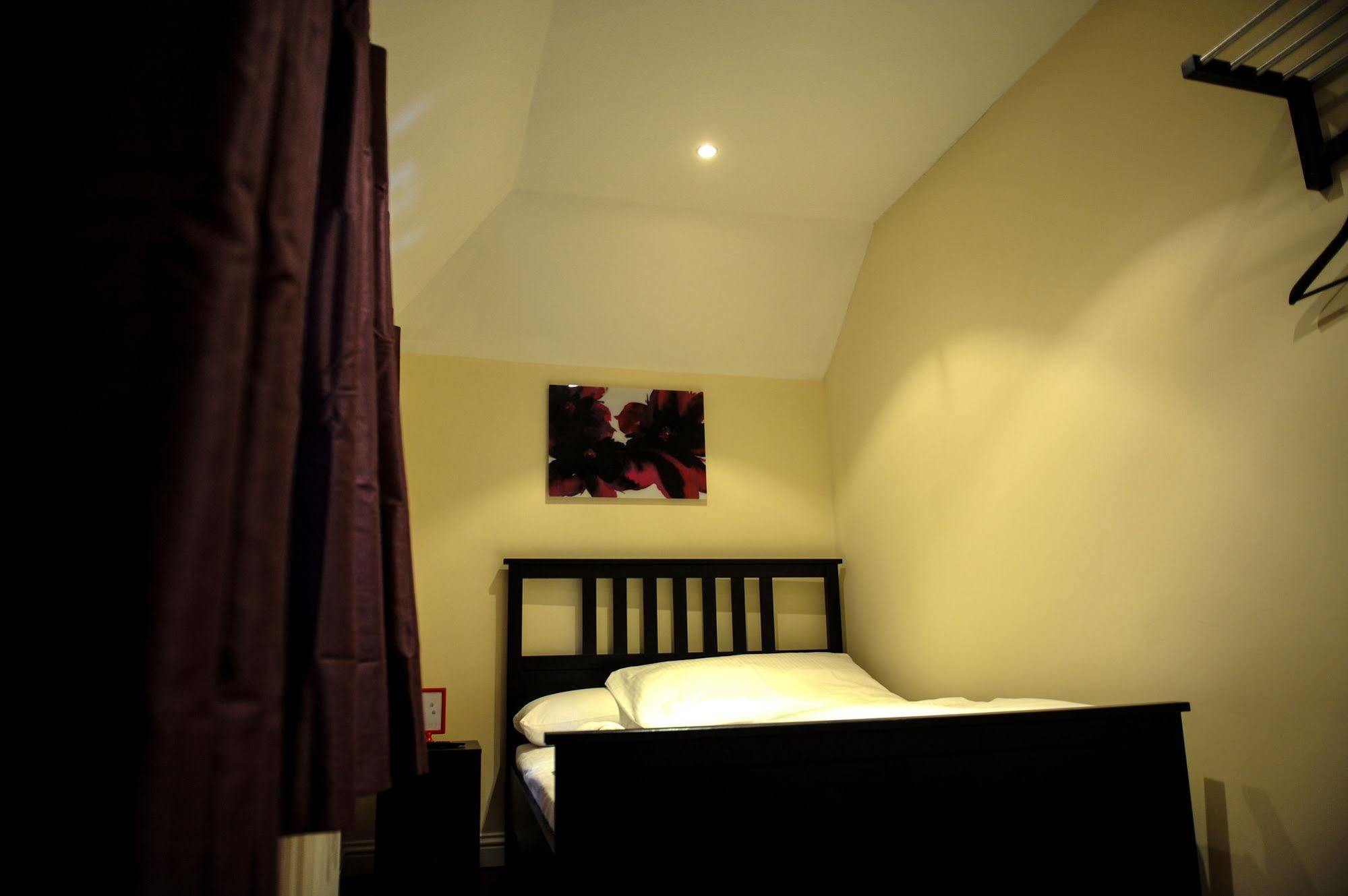 The Greyhound Cottage Chigwell Luaran gambar